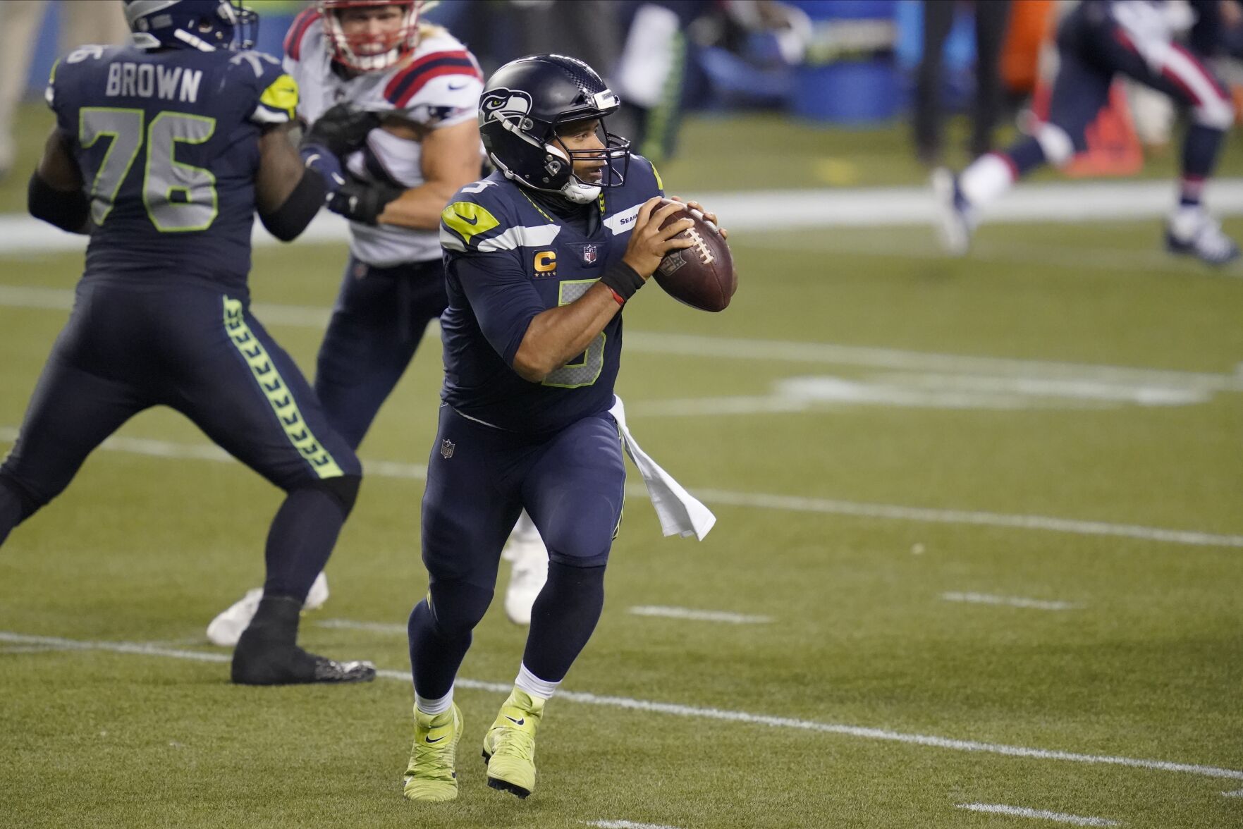 Russell Wilson - Patriots Seahawks